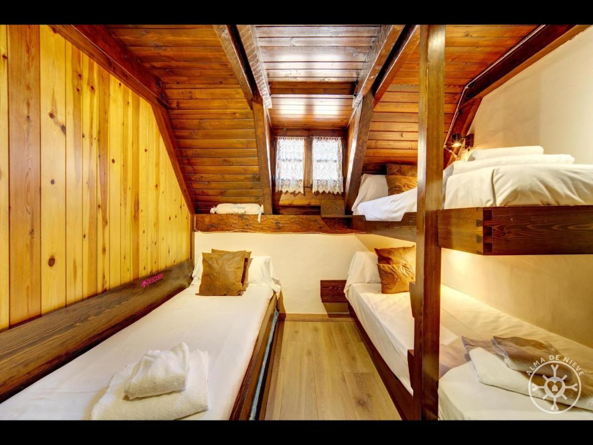 Casa Marmota De Alma De Nieve Villa Бакейра-Берет Екстериор снимка