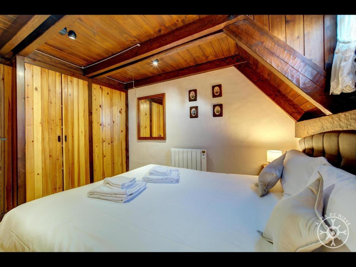 Casa Marmota De Alma De Nieve Villa Бакейра-Берет Екстериор снимка