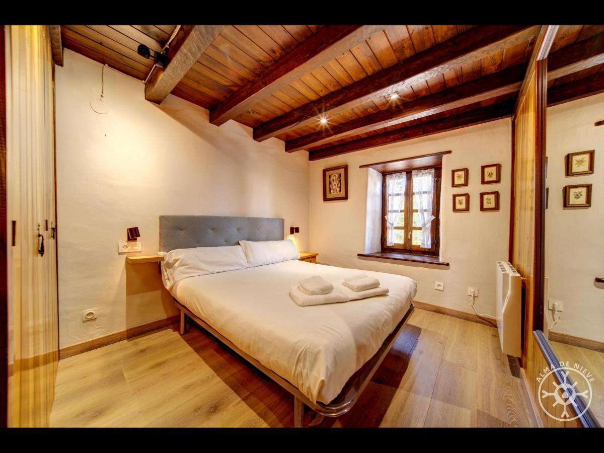 Casa Marmota De Alma De Nieve Villa Бакейра-Берет Екстериор снимка