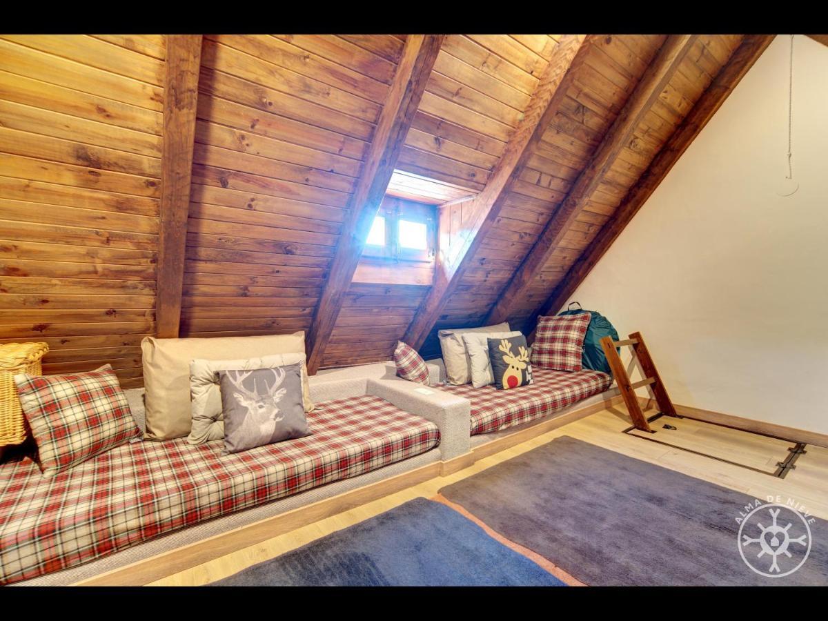 Casa Marmota De Alma De Nieve Villa Бакейра-Берет Екстериор снимка